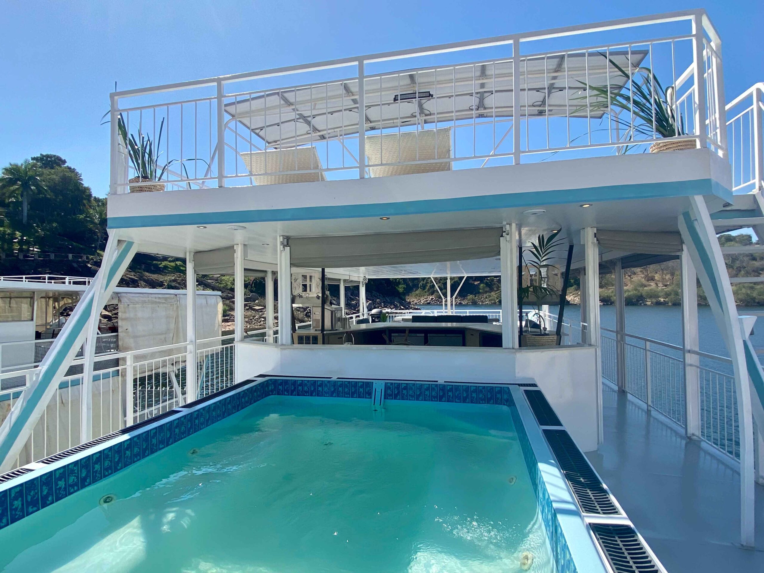 Splash Pool - Middle deck_15_11zon